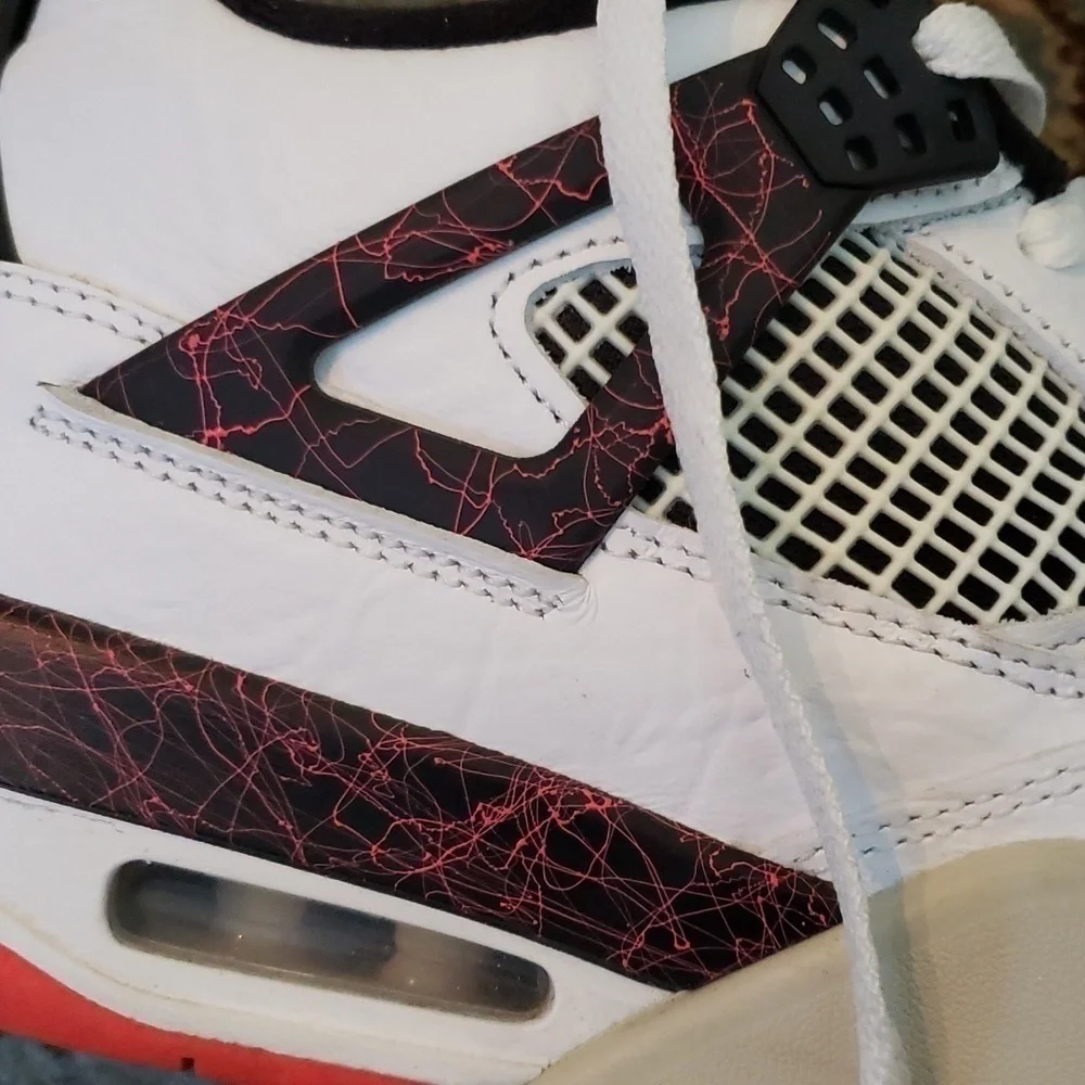 Air Jordan 4 Retro SE Pale Citron